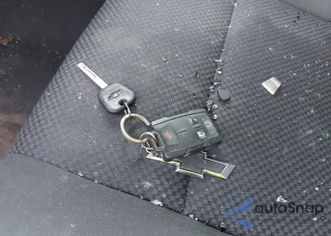 2018 Chevrolet Silverado 1500 2Lt from USA, damaged, VIN 3GCUKREC5JG512448